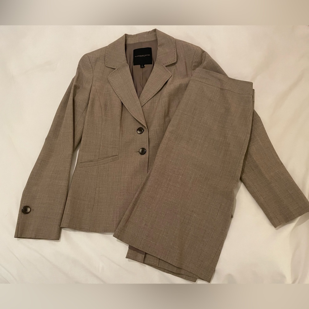 EUC - Classiques Entier Skirt Suit